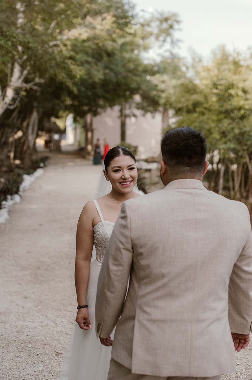 Boda-Maya-Linda-y-Daniel-Cenote-Suytun-Valladolid-012