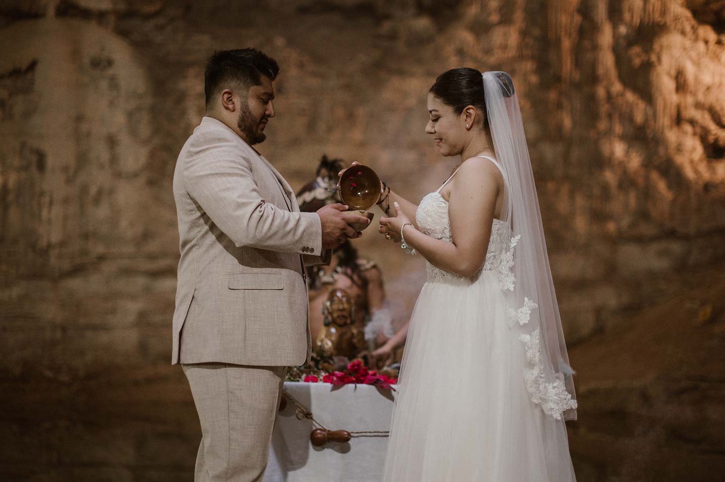 Boda-Maya-Linda-y-Daniel-Cenote-Suytun-Valladolid-086