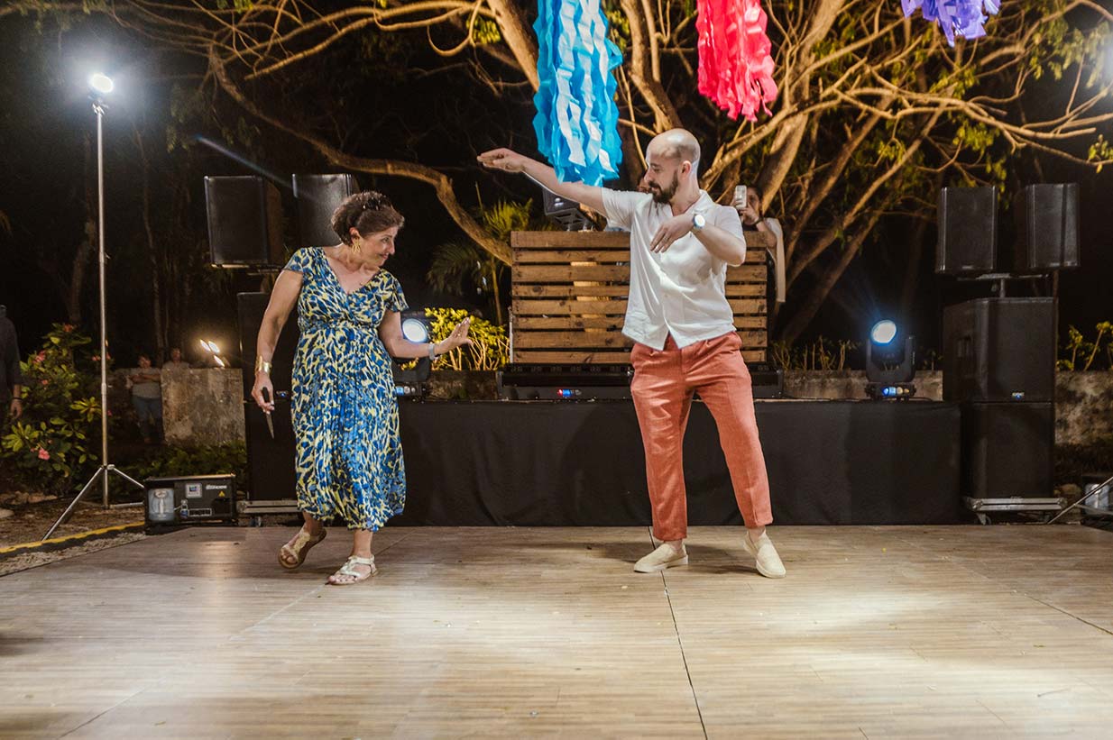 Destination-Wedding-Goli-Daniel-Hacienda-San-Antonio-Millet-346