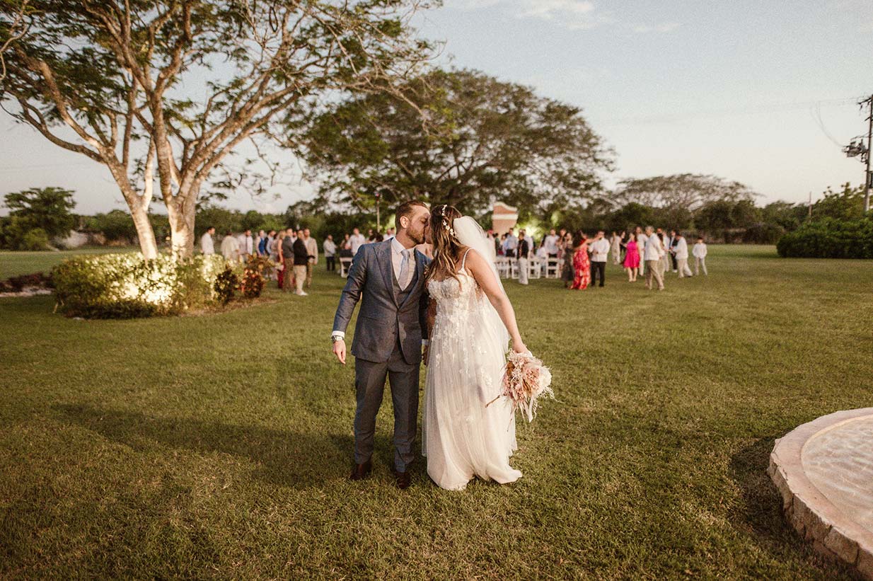 Destination-Wedding-Lorena-Steffen-Hacienda-Kinchil-Yucatan-170
