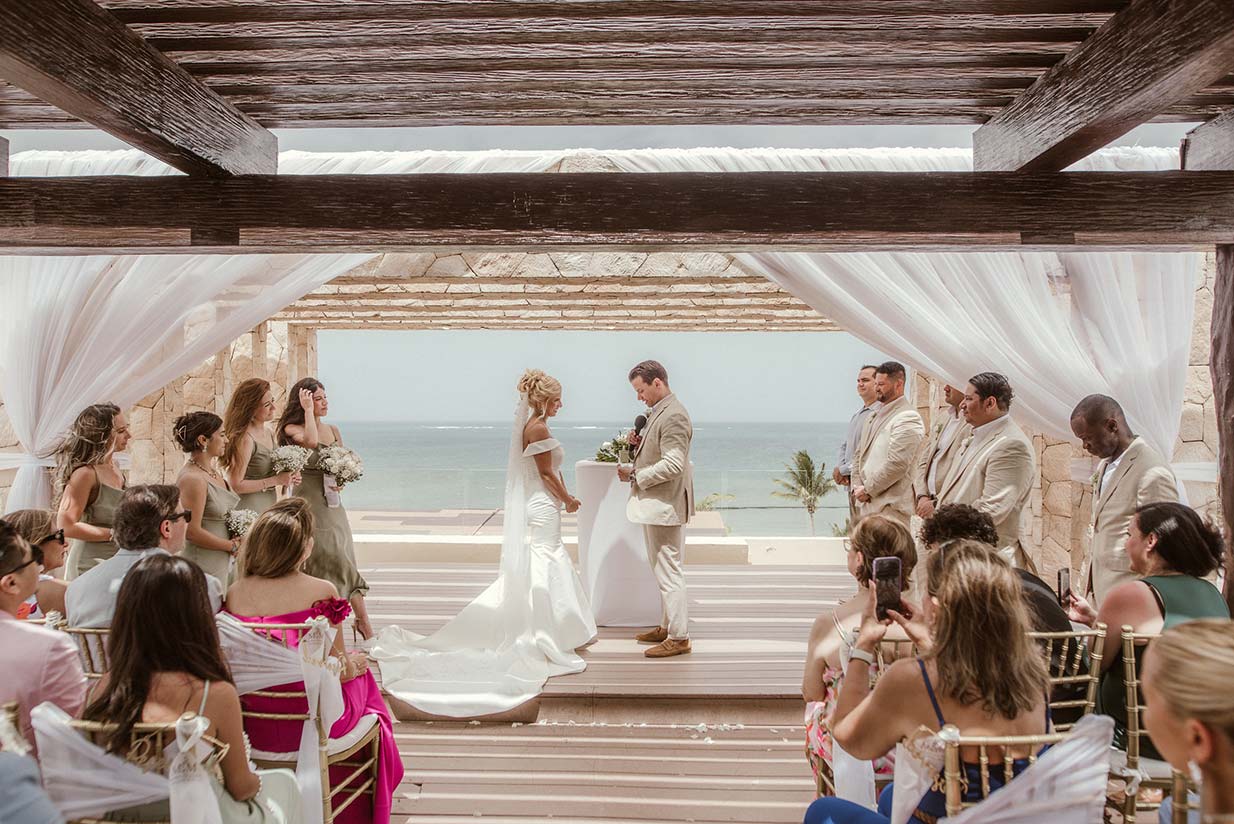 Destination-Wedding-Mhia-and-Mitchell-Hotel-Royalton-Riviera-Cancun-231