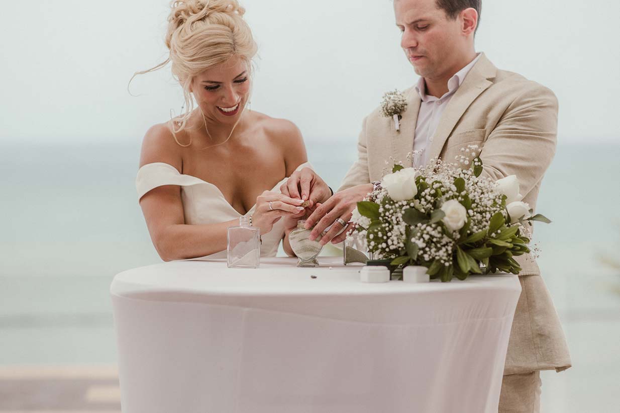 Destination-Wedding-Mhia-and-Mitchell-Hotel-Royalton-Riviera-Cancun-275