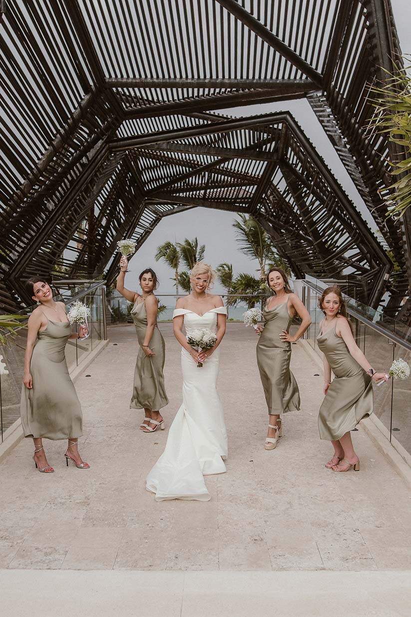 Destination-Wedding-Mhia-and-Mitchell-Hotel-Royalton-Riviera-Cancun-540