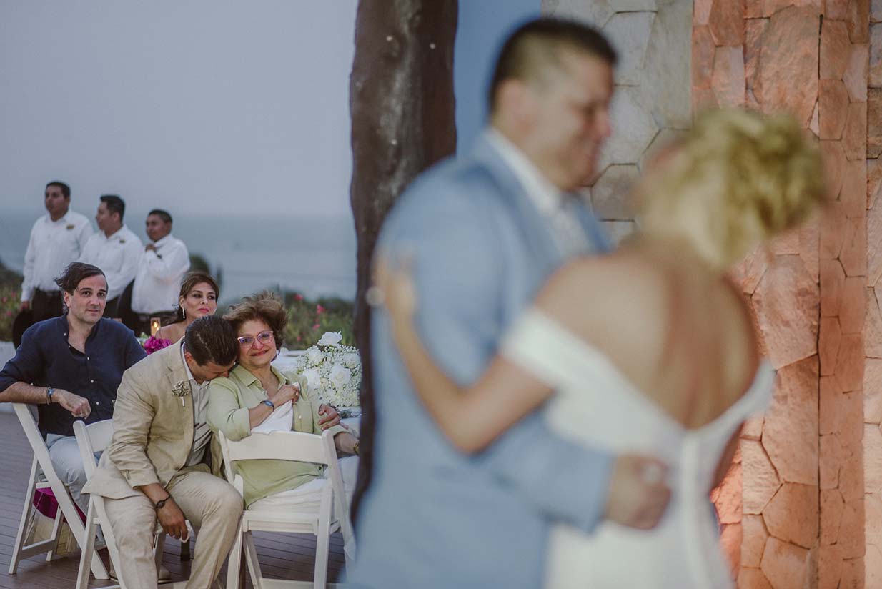 Destination-Wedding-Mhia-and-Mitchell-Hotel-Royalton-Riviera-Cancun-729