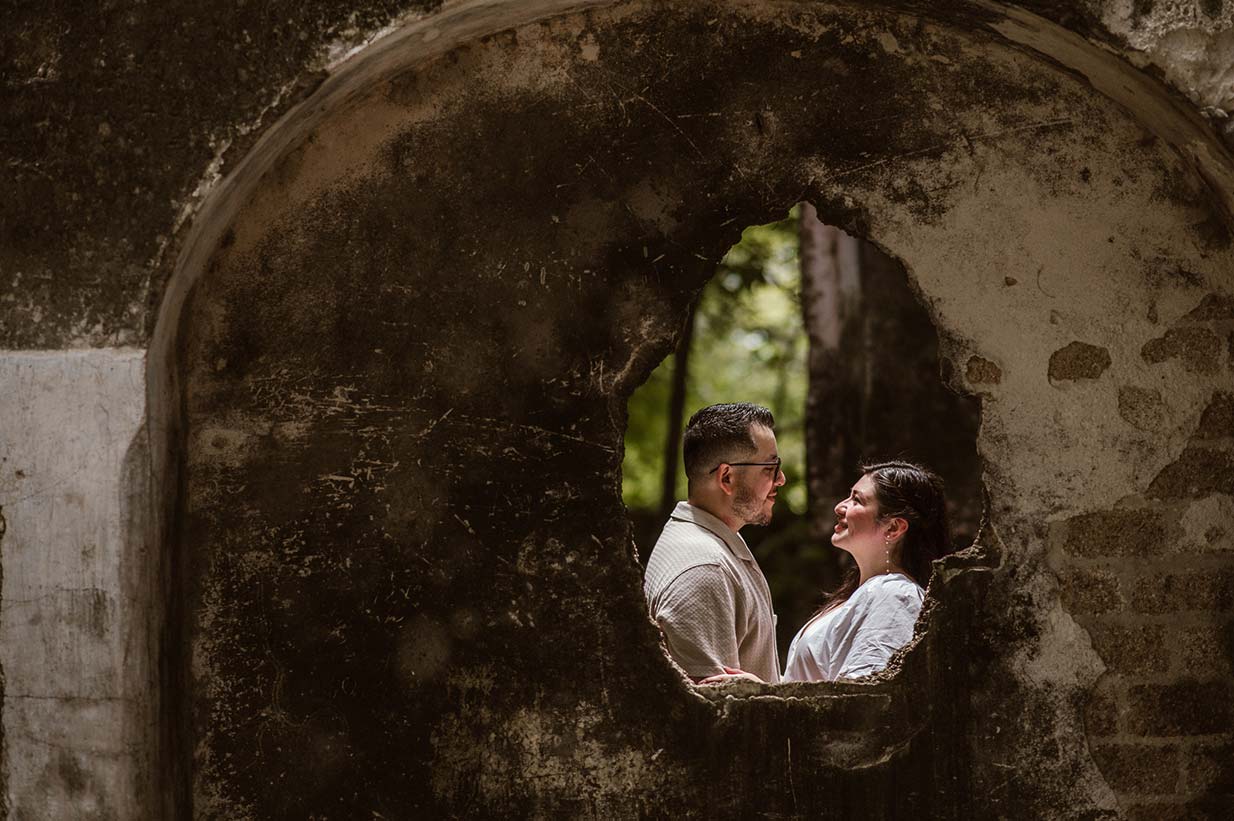 Engagement-Session-Jennifer-&-Raul-Cenote-Hacienda-Mucuyche-Yucatan-110