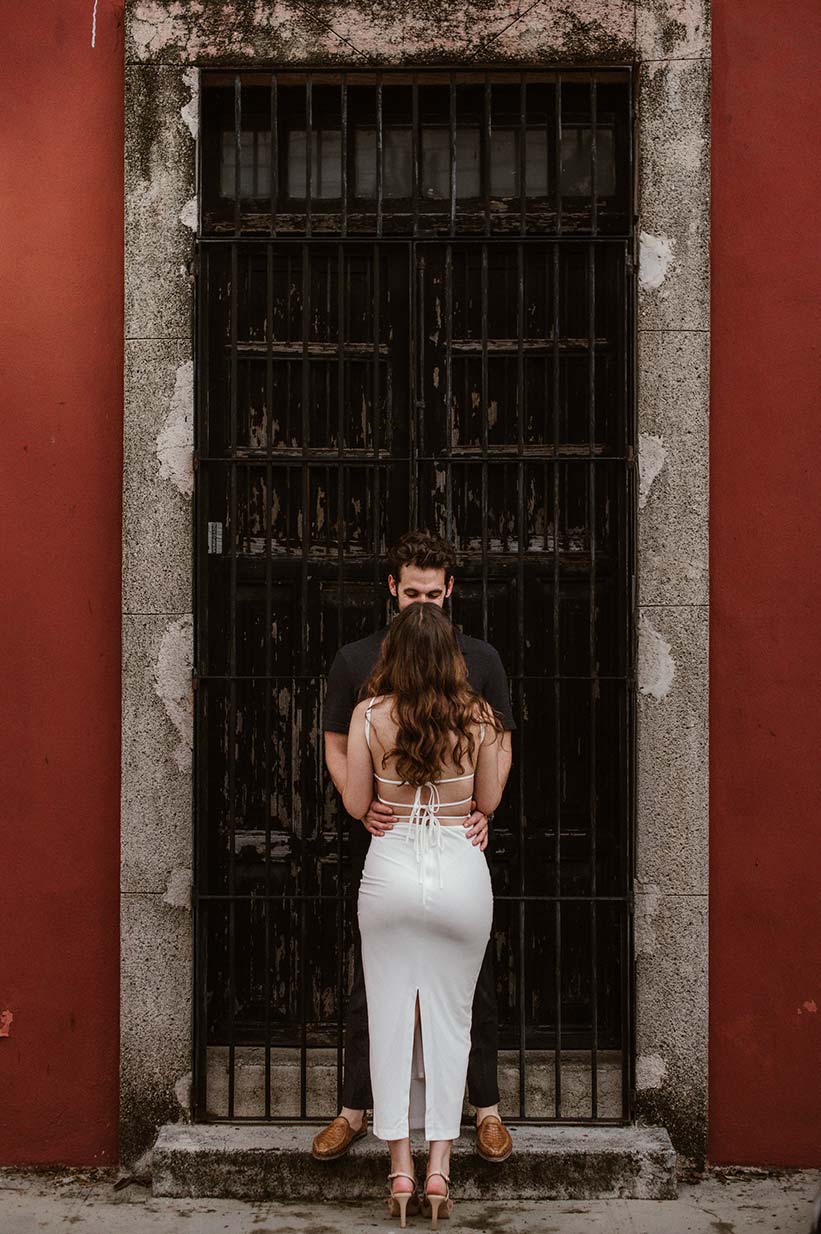 Engagement-Session-Marily-and-Nathan-Paseo-de-Montejo-Merida-Mexico-027