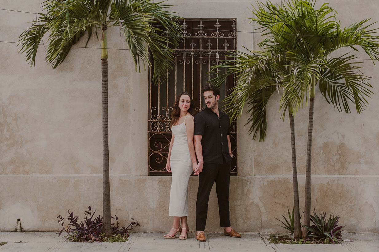 Engagement-Session-Marily-and-Nathan-Paseo-de-Montejo-Merida-Mexico-071