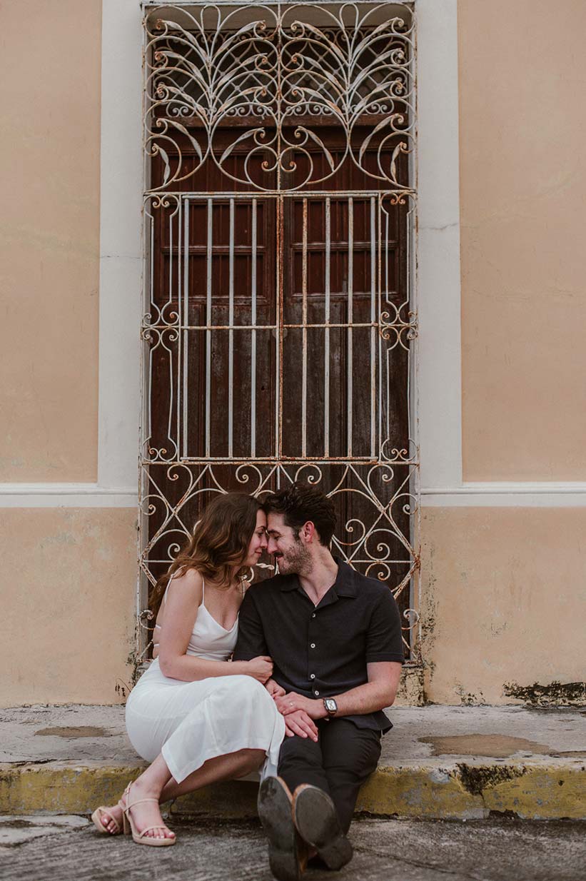 Engagement-Session-Marily-and-Nathan-Paseo-de-Montejo-Merida-Mexico-087