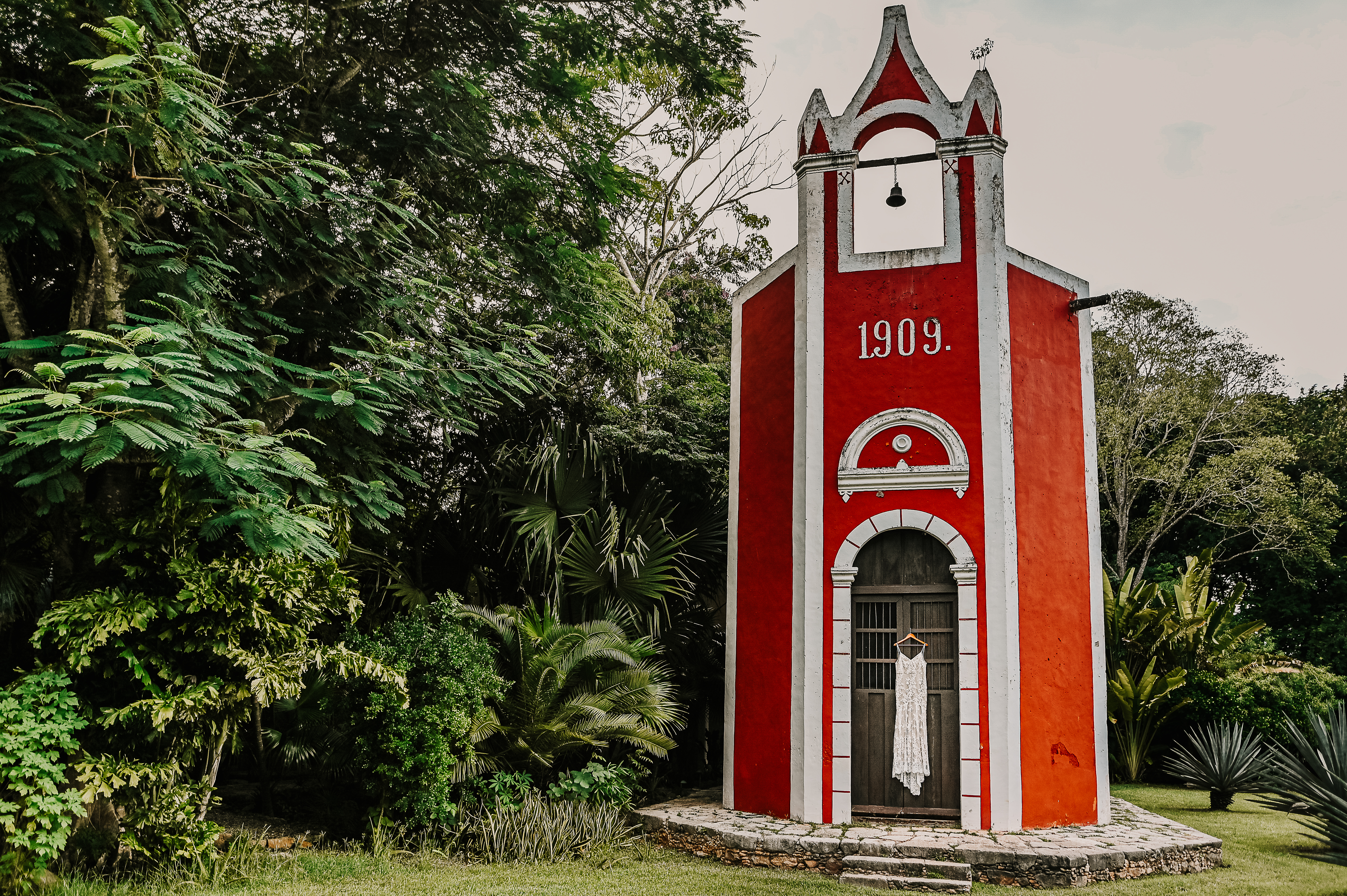 Intimate-Wedding-Elizabeth-Ryan-Hacienda-Santa-Rosa-2